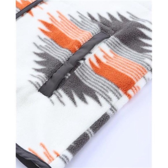 Women's Fleece Jacket Western Aztec Print Snap Button Down Shacket with Pockets - Picture 5 of 7